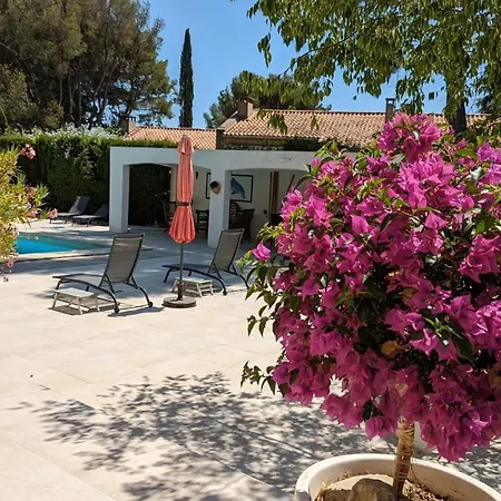 Serena - Piscine, Tennis Sur Place La Ciotat